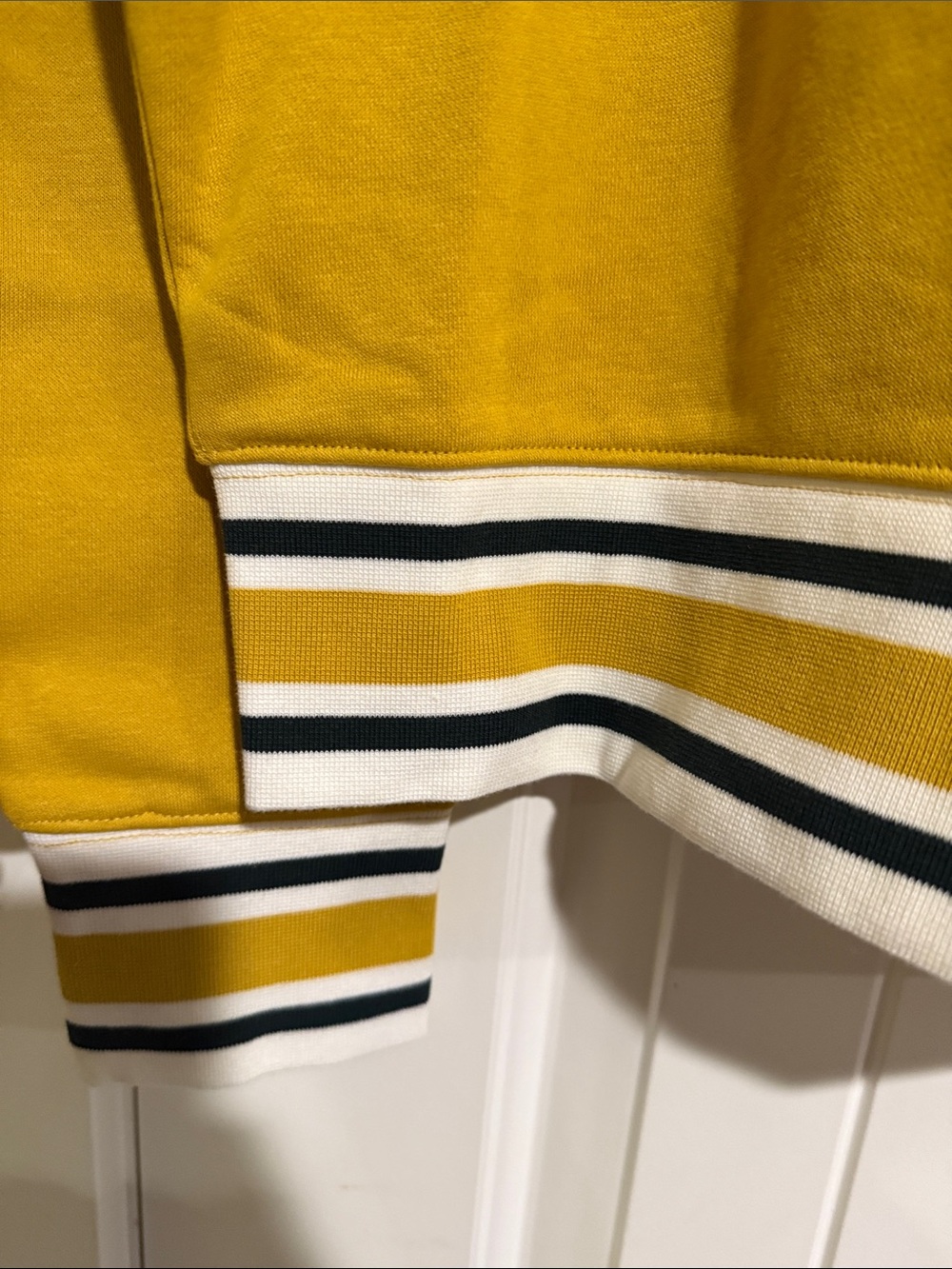 Champion Yellow Striped-Trim Crewneck Sweatshirt - Picture 5 of 7